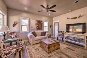 Quiet Kanab Home with Panoramic Views and Porch!